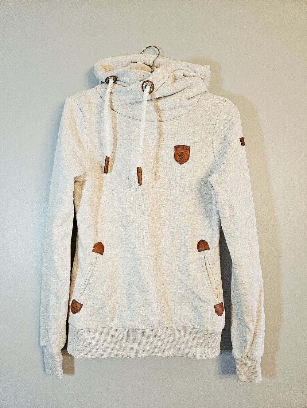 Wanakome Artemis Hoodie Size S Grey Funnel Neck Pullover